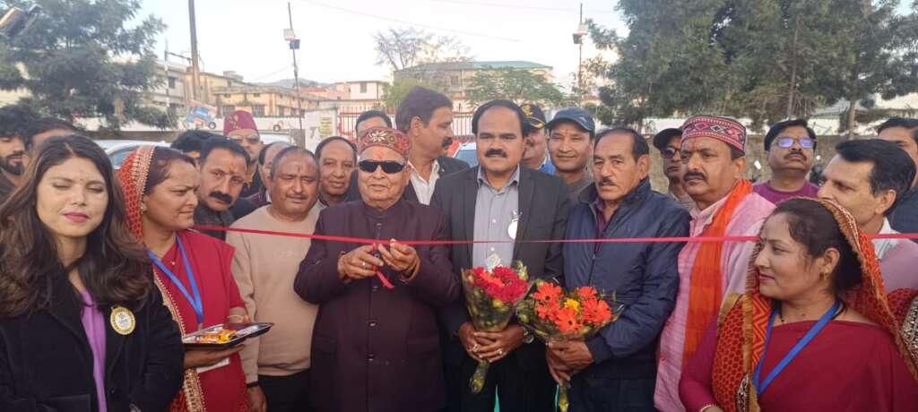 हल्द्वानी : सरस आजीविका मेले का शुभारंभ, लोकगायिका कमला देवी के सुरों में झूमा हल्द्वानी