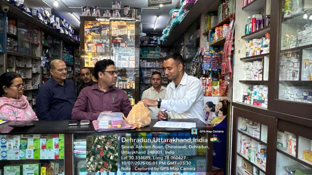 उत्तराखंडः(बड़ी खबर)-कफ सिरप पर सख्त हुई धामी सरकार, मेडिकल स्टोरों से पेडियाट्रिक कफ सिरप जब्त