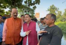 हल्द्वानी: मेयर गजराज ने वनमंत्री से की जीतपुर नेगी में सड़क और नाले के समाधान की मांग