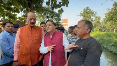 हल्द्वानी: मेयर गजराज ने वनमंत्री से की जीतपुर नेगी में सड़क और नाले के समाधान की मांग