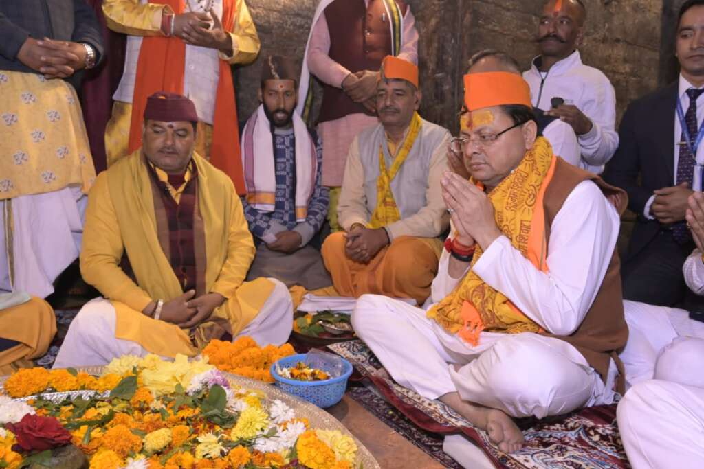 अल्मोड़ा: जागेश्वर धाम में मुख्यमंत्री धामी ने की पूजा-अर्चना, 76.78 करोड़ की योजनाओं का किया लोकार्पण एवं शिलान्यास