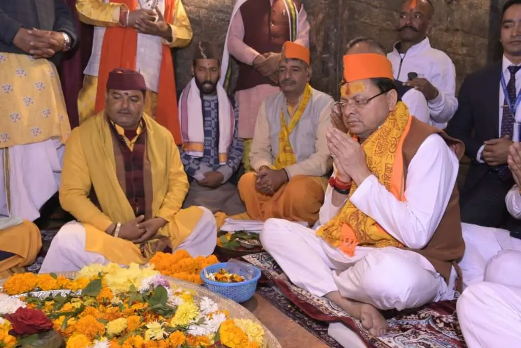 अल्मोड़ा: जागेश्वर धाम में मुख्यमंत्री धामी ने की पूजा-अर्चना, 76.78 करोड़ की योजनाओं का किया लोकार्पण एवं शिलान्यास