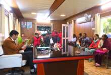 हल्द्वानी: कमिश्नर दीपक रावत ने फरियादियों को दिलाई राहत, अधिकारियों को दिए कड़े निर्देश