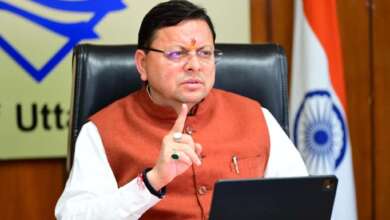 उत्तराखंड: दुर्घटना मुक्त का लक्ष्य, सीमावर्ती क्षेत्रों में सघन चेकिंग, कैशलेस इलाज की तैयारी: धामी