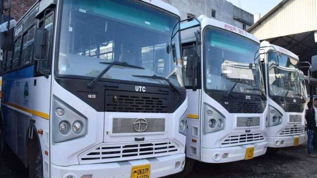 राज्य स्थापना दिवस: यात्रियों को दो दिन झेलनी पड़ सकती है परेशानी, कुमाऊं से 120 बसें जाएंगी देहरादून