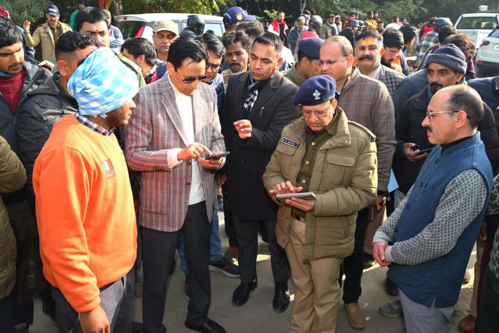 commisnor deepak rawat