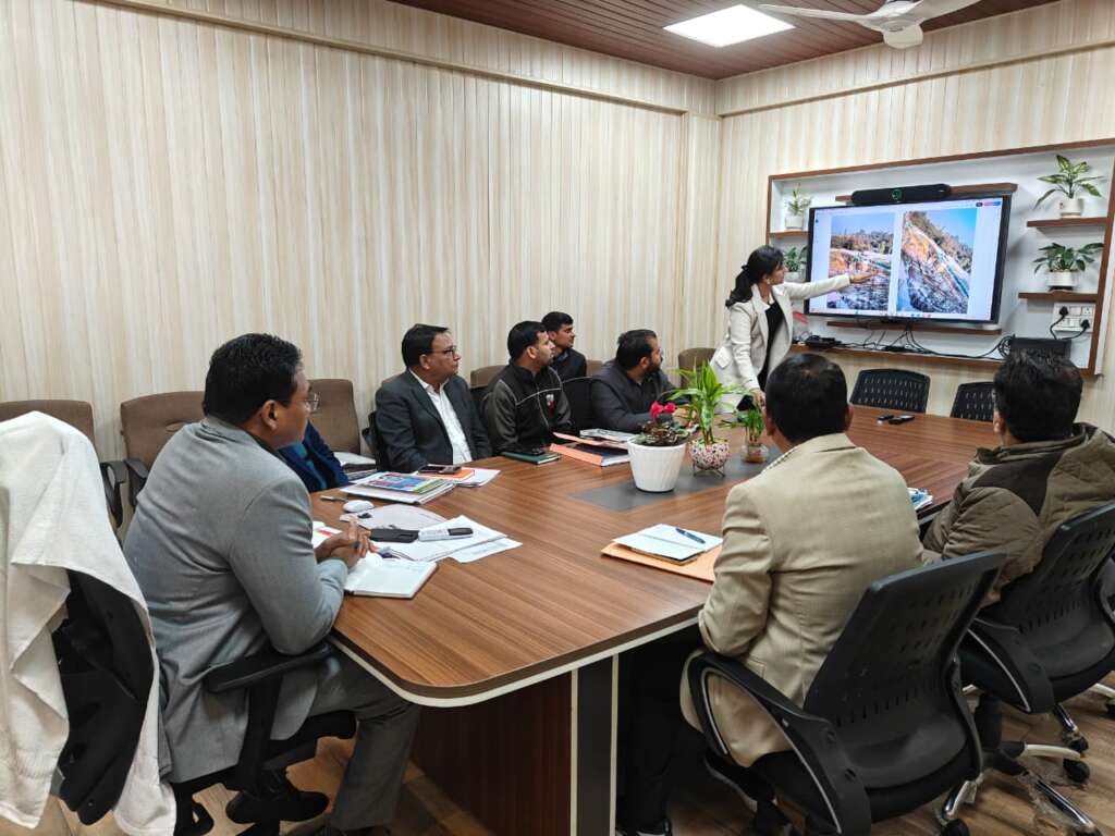 देहरादून: मुख्यमंत्री पुष्कर सिंह धामी के दिशा-निर्देशों में आवास विभाग को मिले नए आयाम