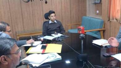 अल्मोड़ाः(बड़ी खबर)-पेयजल आपूर्ति में लापरवाही नहीं चलेगी: डीएम