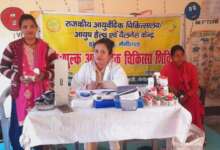 कोटाबाग: डॉ. नीतू कार्की की मुहिम से ग्रामीण क्षेत्र में आयुर्वेद को मिल रही नई दिशा