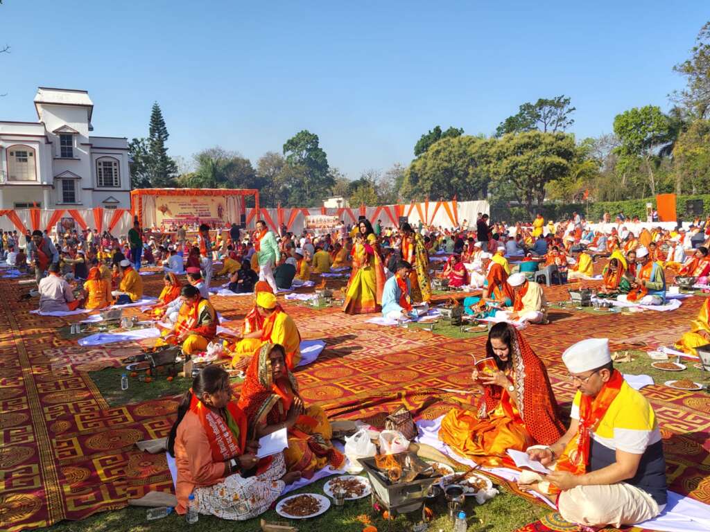 🟥 नव संवत्सर 2083 पर हल्द्वानी में 108 कुंडीय महायज्ञ का भव्य आयोजन