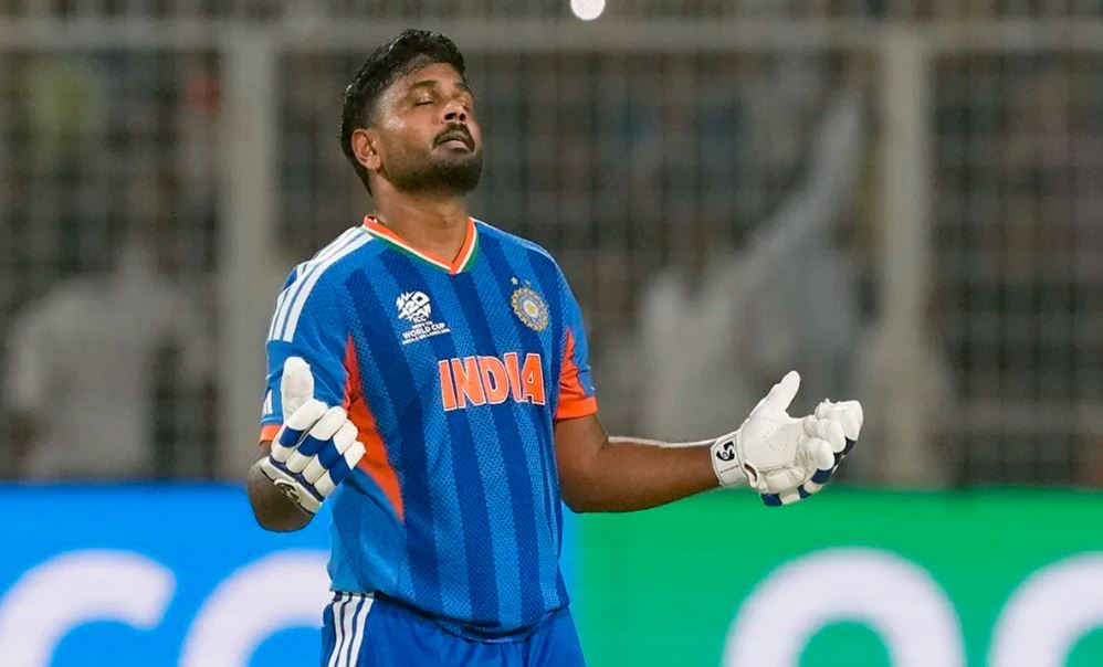 Sanju Samson और ICC Men's T20 World Cup के लिए **running (live) tags comma के साथ**: **#SanjuSamson, #SanjuOnFire, #SanjuSamsonLive, #SanjuBattingNow, #SanjuStorm, #T20WorldCupLive, #TeamIndiaLive, #LiveCricket, #IndiaBatting, #SanjuShow** 🏏🔥