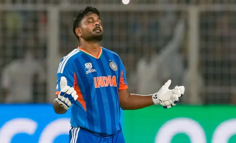 Sanju Samson और ICC Men's T20 World Cup के लिए **running (live) tags comma के साथ**: **#SanjuSamson, #SanjuOnFire, #SanjuSamsonLive, #SanjuBattingNow, #SanjuStorm, #T20WorldCupLive, #TeamIndiaLive, #LiveCricket, #IndiaBatting, #SanjuShow** 🏏🔥