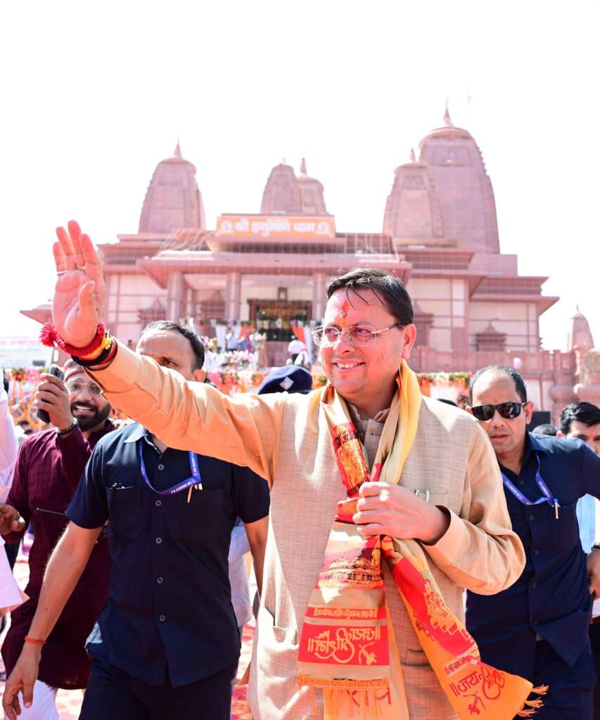 रामनगर: हनुमान धाम में मुख्यमंत्री धामी ने टेका माथा, उत्तराखंड की समृद्धि की प्रार्थना