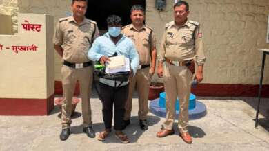 Crime, Haldwani Police, Mukhani Police, Gold Jewellery Theft, Fraud Case, Hypnotic Fraud, Senior Citizen Crime, Colonel Couple, Uttarakhand Crime News, Police Arrest, Gold Bangles Recovered, Bihar Accused, CCTV Investigation, SSP Nainital, Haldwani News, Crime Alert, Theft Gang, Jewellery Scam, Police Action, Uttarakhand Police