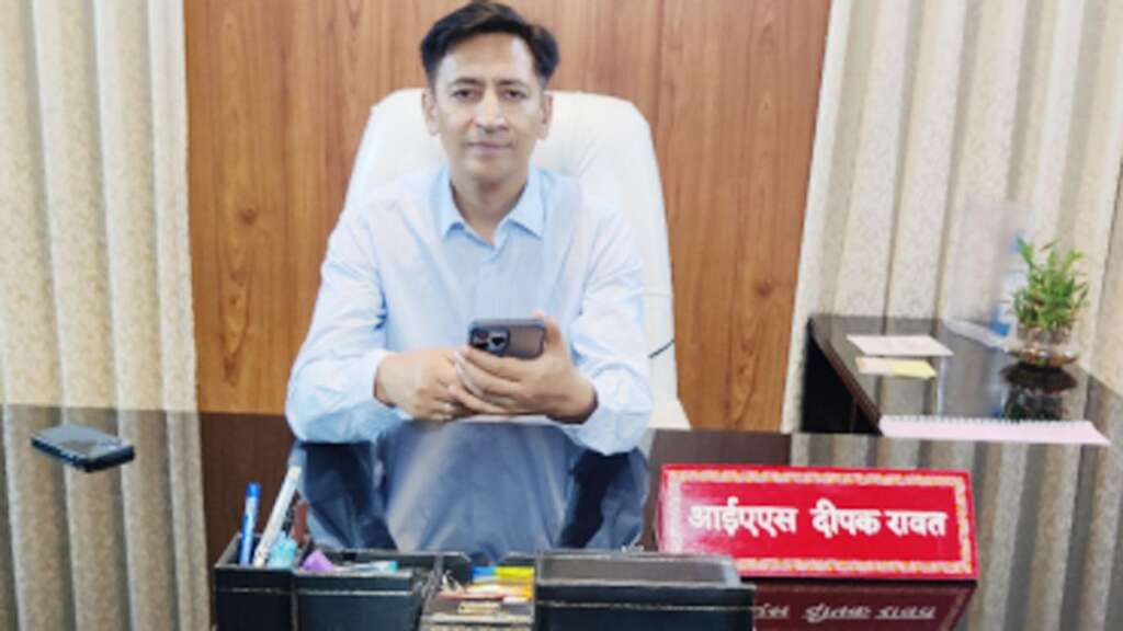 मिलावट पर सख्ती: आयुक्त दीपक रावत ने डीएम को दिए त्वरित कार्रवाई के निर्देश